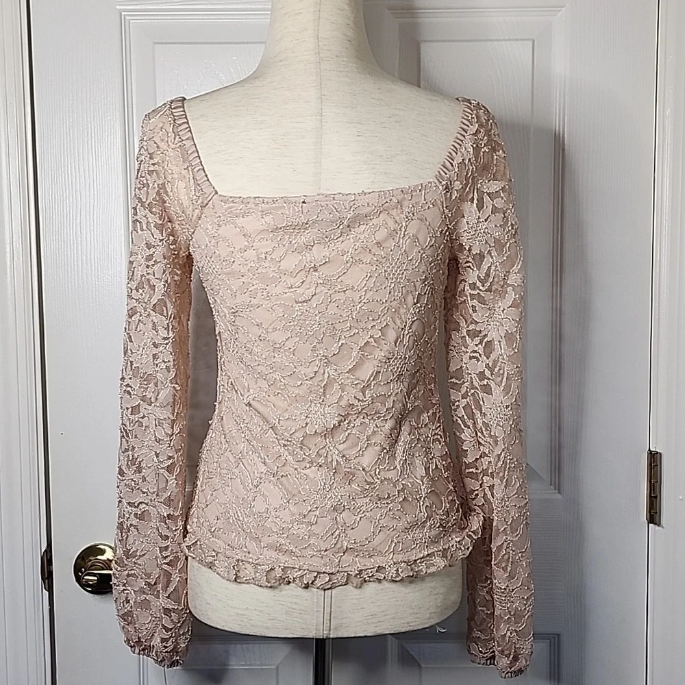 I.N. SAN FRANCISCO WOMAN'S TOP